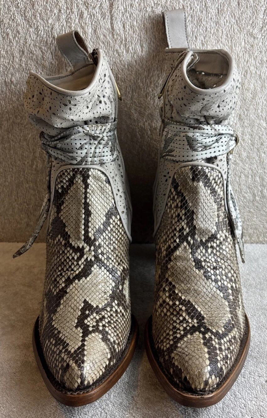 Cuadra Ladies Genuine Python Multicolor Leather Booties Size 10 M 59121